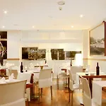 巴维埃拉酒店