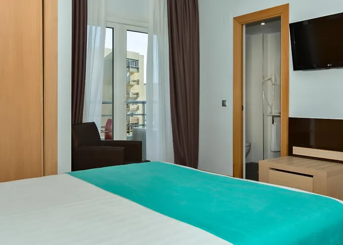 Ξενοδοχείο Baviera 3*