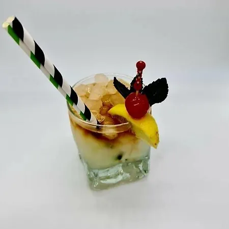 Baviera 3* ماربيا